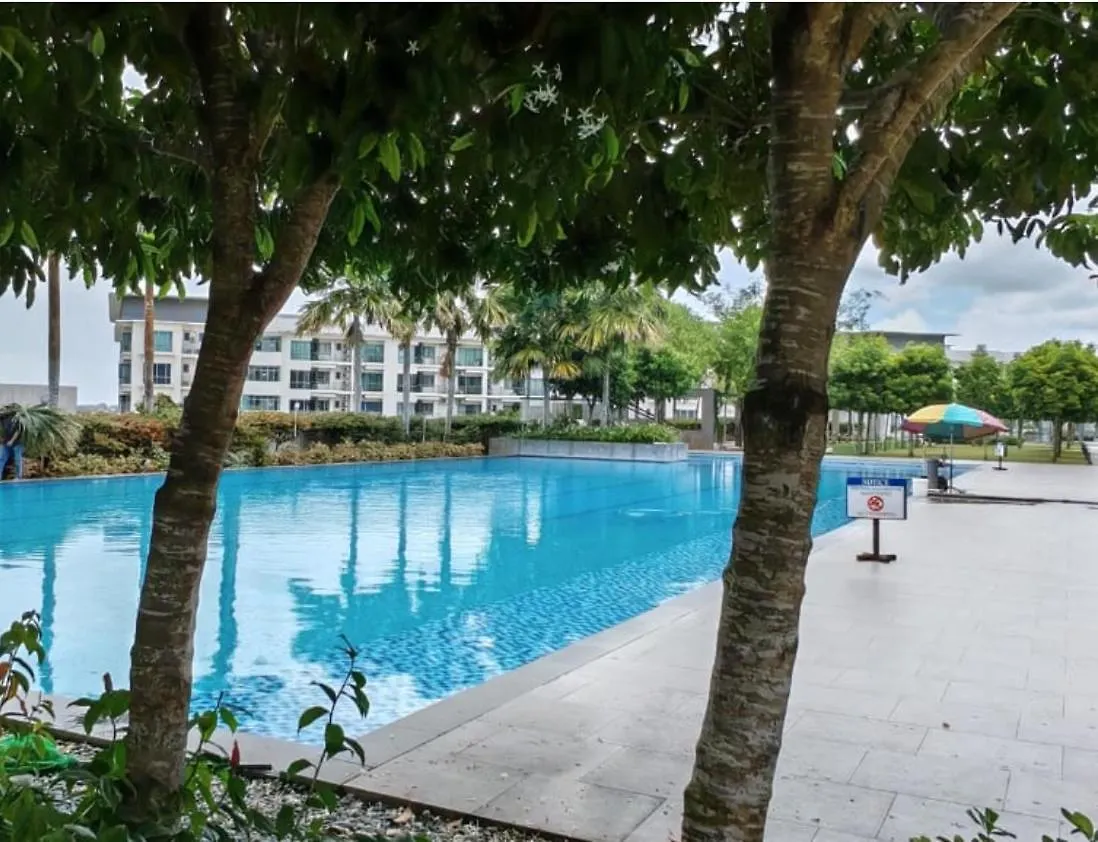 By The Pool At Imago Loft Residences Kota Kinabalu 0*,